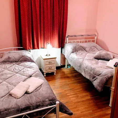 Anna's Beautiful House Leonídion