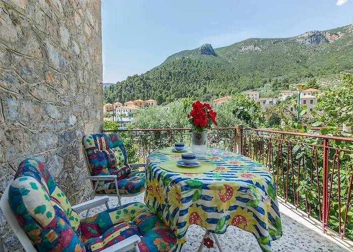 Anna's Beautiful House Leonídion