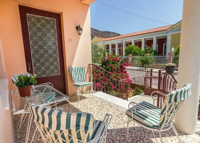 Anna's Beautiful House * Leonídion